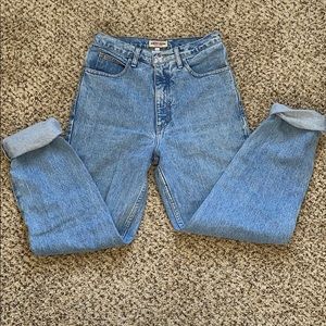 Vintage GUESS High Waisted mom jeans